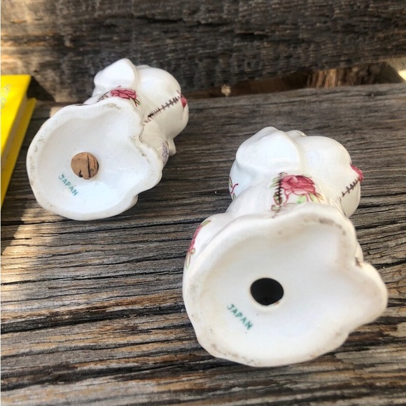 Cute Vintage Puppy Dog salt & pepper Shakers Floral Vtg S&P shaker set MCM Japan - Picture 5 of 11